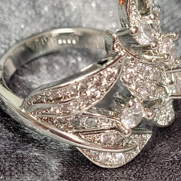 925S Diamond-Studded Rice Ear Flowered Ratten Ring - Picture 6 of 8